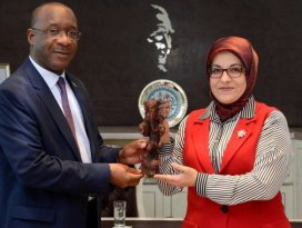 Zambia Büyükelçiliğinden Başkan Toru’ya ziyaret