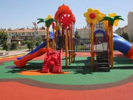 Selçuklu’da çocuk oyun grupları revize ediliyor
