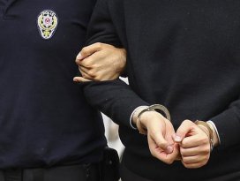 Sokaktaki uyuşturucu satıcılarına operasyon