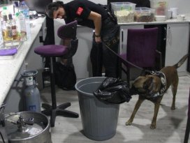 Konya’da eğlence mekanlarına baskın