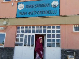 Ortaokul öğrencisi 5 ayda hafız oldu