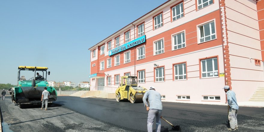 Karatay Belediyesinden eğitime asfalt desteği