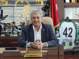 Başkan Özselek’ten Zafer Bayramı ve Kurban Bayramı mesajı