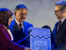 Bakan Özhaseki, Meramın programına katıldı