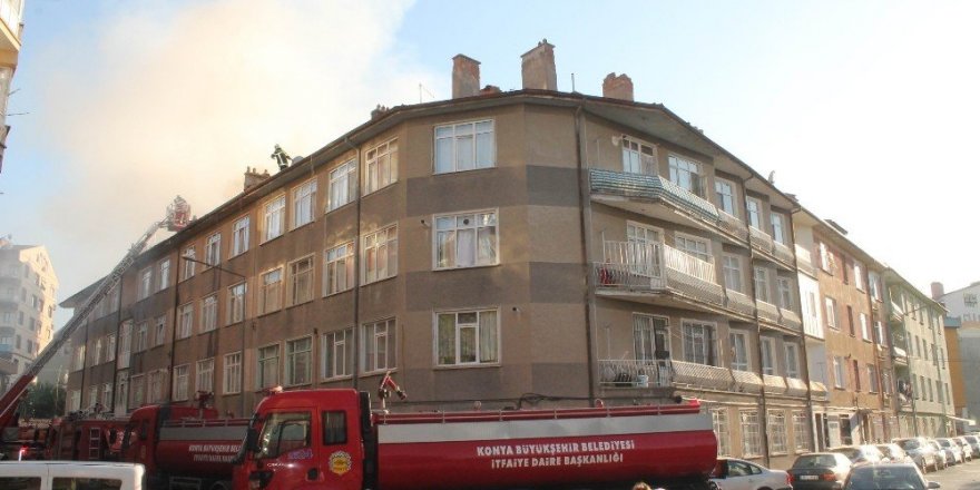 Konya’da çatı yangını
