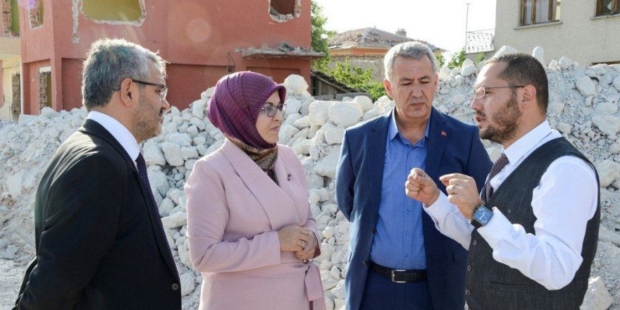Aksinne’de yıkım çalışmaları hızlandı