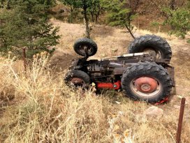 Seydişehir’de traktör devrildi: 1 yaralı