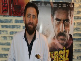 Bel fıtığı eve hapsedince yönetmen oldu