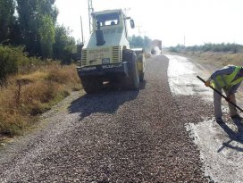 Seydişehirde yol asfaltlama çalışmaları