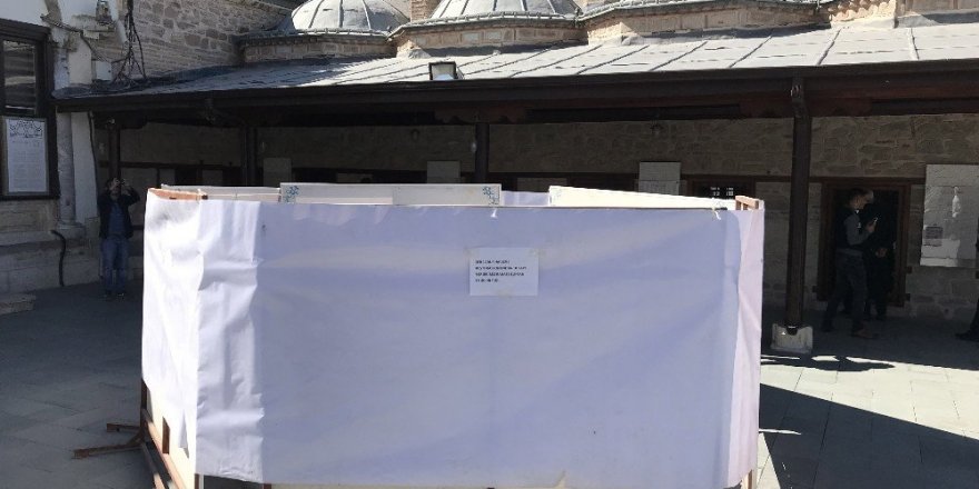 Mevlana Müzesi’ndeki tarihi havuz yerine konuluyor