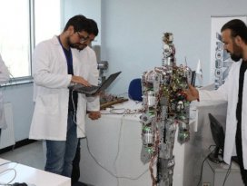 Milli insansı robotun seri üretimine başlandı