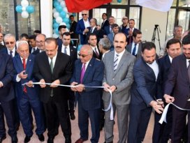 Başkan Altay’dan muhtarlara anlamlı hediye