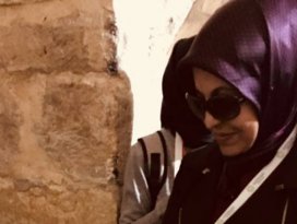Fatma Toru gözyaşlarını tutamadı