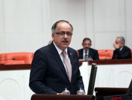 Mustafa Kalaycı: “Ekonomide kaosla mücadelede Hükümetin yanındayız”