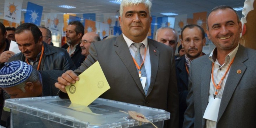 AK Parti Konya’da 6. Olağan İlçe Kongreleri devam ediyor