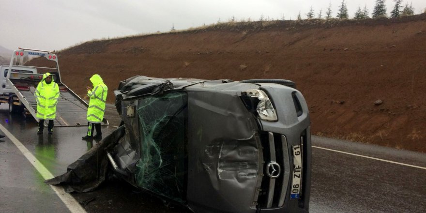 Seydişehirde trafik kazası: 2 yaralı