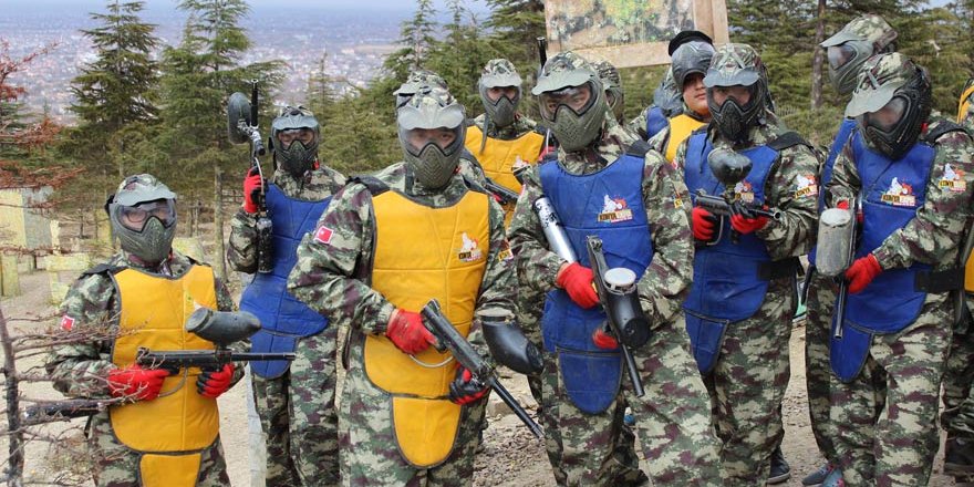 Enderunlu öğrenciler hedefi on ikiden vurdu
