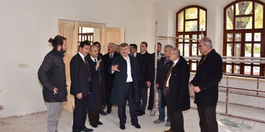 Büyükşehir tarihi mekanları şehre kazandırıyor