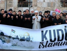 ABDnin Kudüsü İsrailin başkenti olarak tanımasına Konyadan tepki