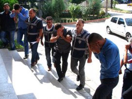 Oto hırsızları Konya’da yakalandı