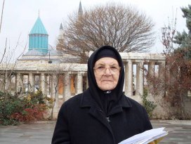 Mevlevihanenin korunması için Konya’da imza kampanyası başlattı