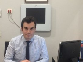 Smile lazer yöntemiyle miyop ve astigmata bıçaksız çözüm