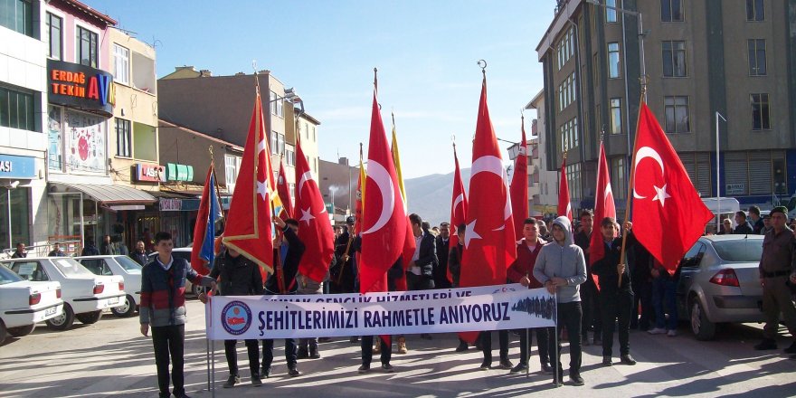 Yunak’ta Sarıkamış şehitleri anıldı