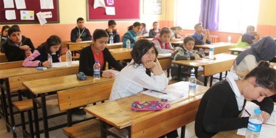 Beyşehir’de ortaokul öğrencilerine yönelik kazanım değerlendirme sınavı yapıldı