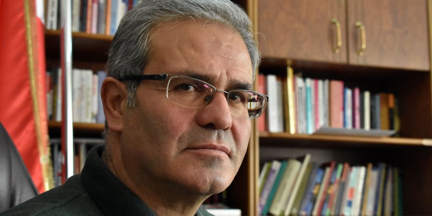 Pedagog Orhan: Öğrenciler, bilgisayarda vakit geçirirse beyin hücreleri hasara uğrar