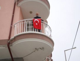 Beyşehir’den “Zeytin Dalı” Harekatı’na bayraklı destek