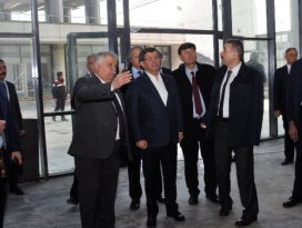 Davutoğlu’ndan Necmettin Erbakan Üniversitesine ziyaret