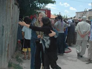 Ekmek yaparken evi yaktılar