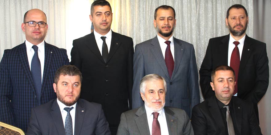 “Müteahhitlik yasası acilen çıkmalı”