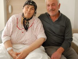 25 yıllık yürüme güçlüğü protez ameliyatla sona erdi