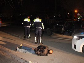 O kaçtı polis kovaladı, sonunda yakayı ele verdi!