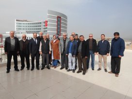 Başkan Özaltun, Beyşehir Hasta Konukevini ziyaret etti