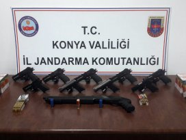 Eski asker, 9 tabanca ve 1 tüfekle yakalandı