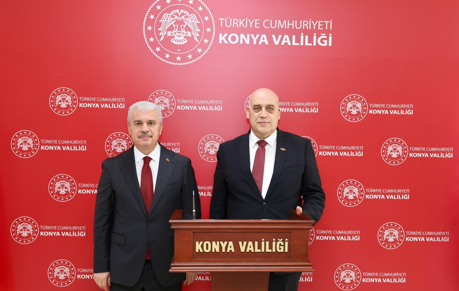 ebu-ceysten-vali-akina-ziyaret.jpeg